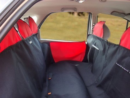 Kardiff Activ Mata samochodowa na tylne fotele z zamkiem i bokami M czarno-czerwona
